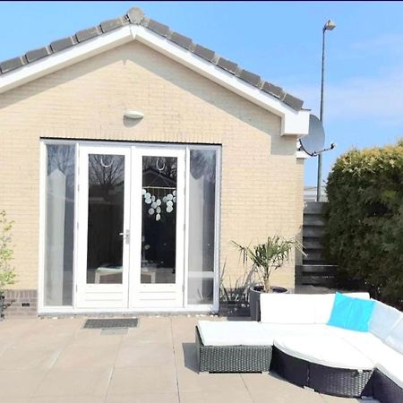 Huisje Finn, Met Grote Tuin En Veel Privacy Dirkshorn Extérieur photo