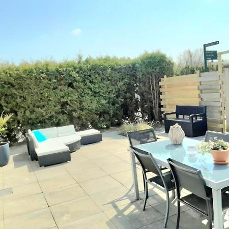 Huisje Finn, Met Grote Tuin En Veel Privacy Dirkshorn Extérieur photo