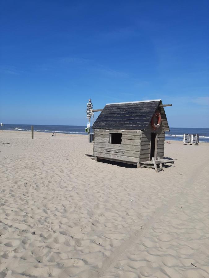 Huisje Finn, Met Grote Tuin En Veel Privacy Dirkshorn Extérieur photo