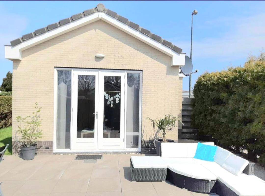 Huisje Finn, Met Grote Tuin En Veel Privacy Dirkshorn Extérieur photo